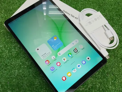Samsung galaxy tab А11 8/128гб SIM+wifi — принято в «Легенде»