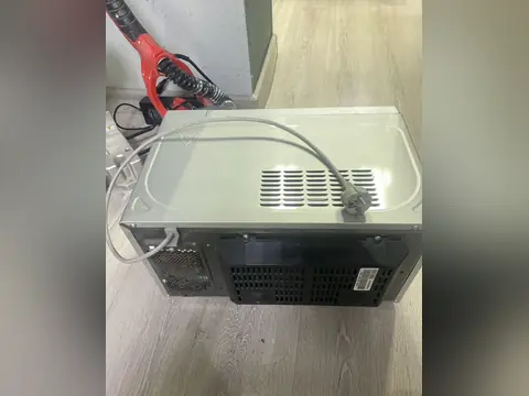 Микроволновка с грилем LG MB40M44V — кадр 3