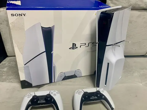 Sony playstation 5 slim с дисководом — принято в «Легенде»