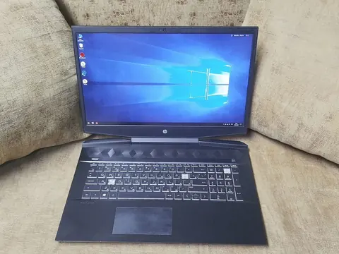 Ноутбук HP i5-9300/gtx 1650/озу 8гб/SSD 512гб — принято в «Легенде»