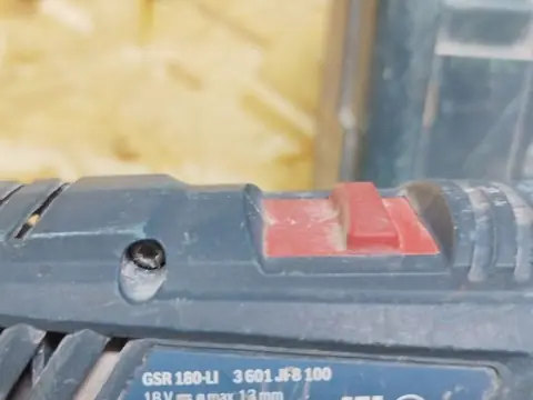 Шуруповерт Bosch GSR-1800 Li Professional — кадр 2
