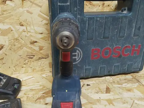 Шуруповерт Bosch GSR-1800 Li Professional — кадр 4