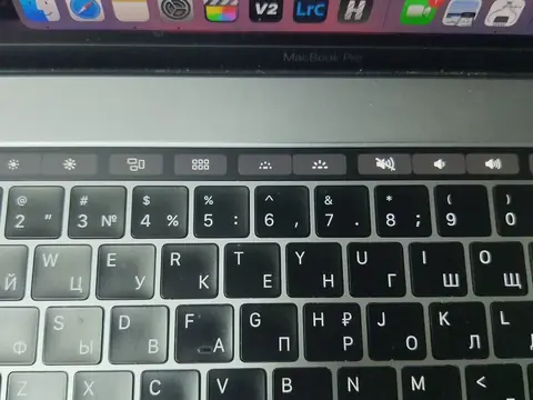 Ноутбук Apple MacBook Pro 15 (2017) Core i7/16/512 — кадр 3