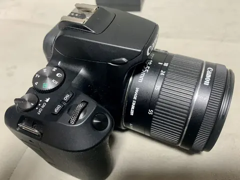 Фотоаппарат Canon eos 250d efs 18-55mm — принято в «Легенде»
