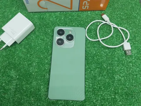 TECNO Spark 20 Pro, 12/256 ГБ, 2 SIM — кадр 2