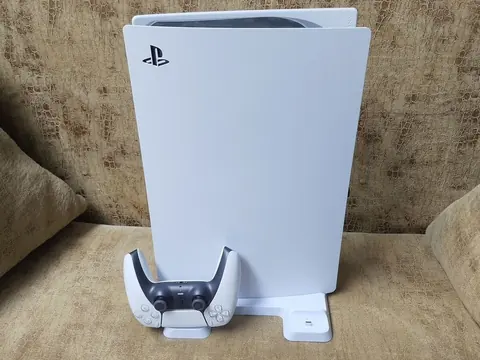 Игровая приставка Sony playstation 5 — принято в «Легенде»