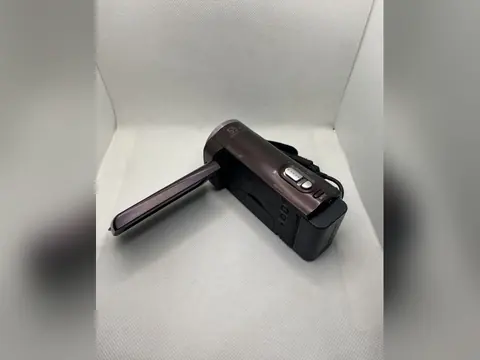 Видеокамера Sony hdr cx250e — принято в «Легенде»